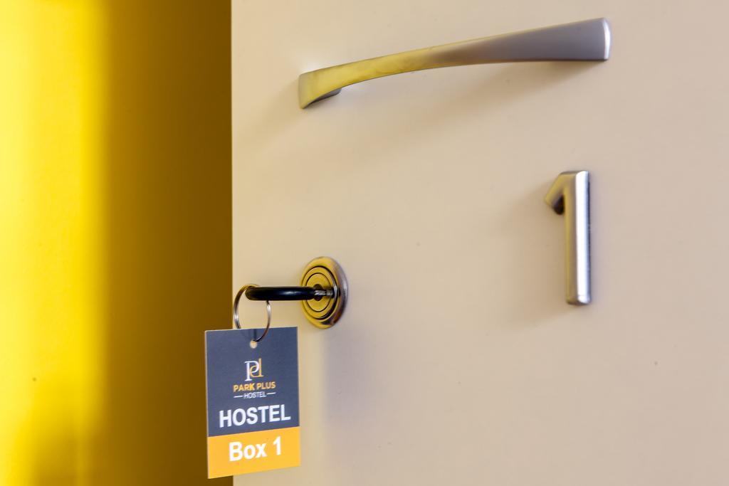 Park Plus Hostel Lviv Szoba fotó